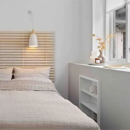 Center W/ Large Private Balcony * Aalborg